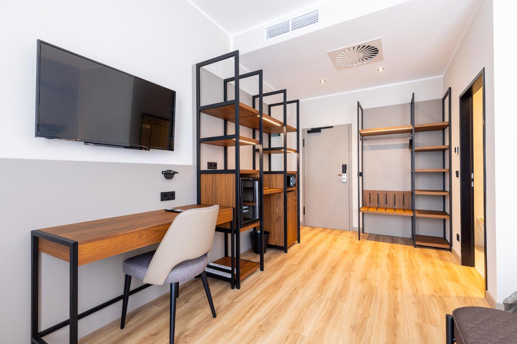 Hotel Boutique Adria 4*
