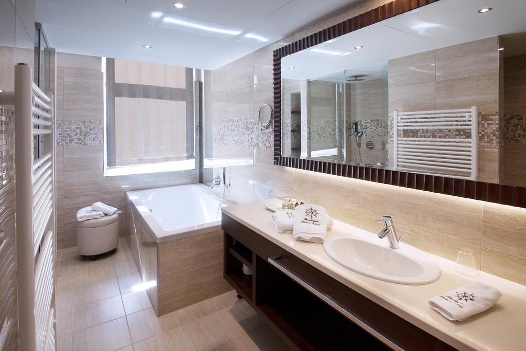 Boutique Adria Hotel 4*
